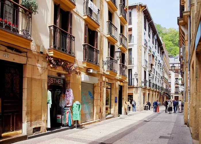 8 Balconies Heart Of The Old Town San Sebastián