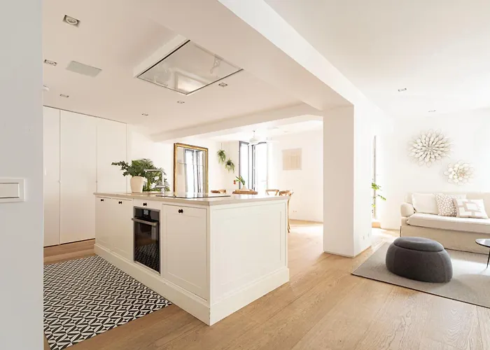 8 Balconies Heart Of The Old Town Διαμέρισμα *